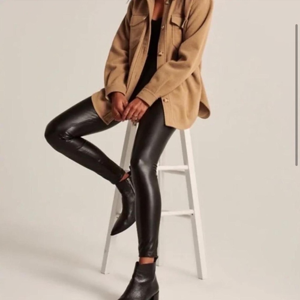 Abercrombie & Fitch Black Leggings - Picture 2 of 6